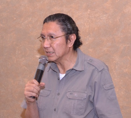 Ilham Oetama